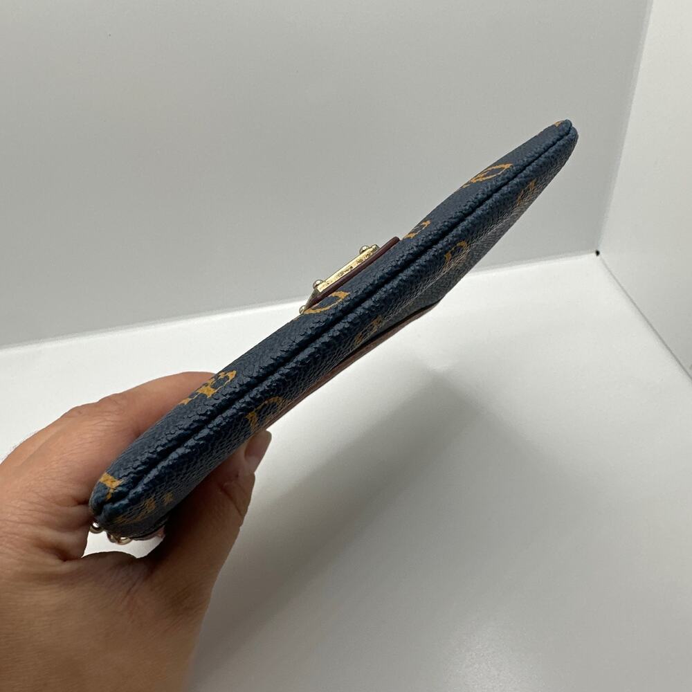 DOONEY & BOURKE Blue Brown Signature Pouch Case with Keychain - Picture 3 of 6